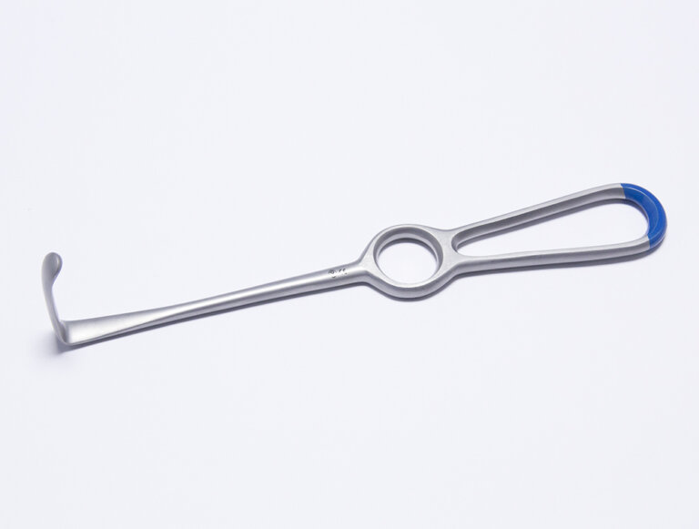 Kocher-Langenbeck retractor 41×11 mm, 21,5 cm